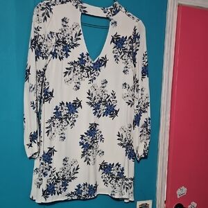 Audrey 3+1 White and Blue 3/4 Sleeve Cut Out Tunic